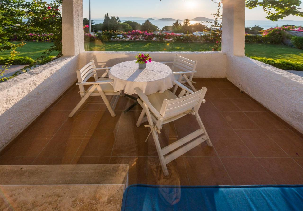 Sunset Mavi Villa ทูร์กุทริส ภายนอก รูปภาพ